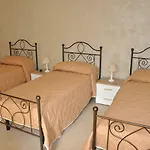 Rahal Hotel *