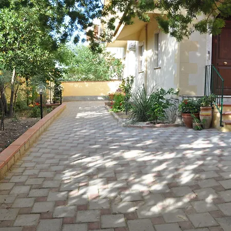 Rahal Ξενοδοχείο