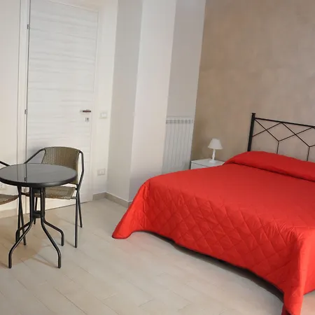 Rahal Ξενοδοχείο *